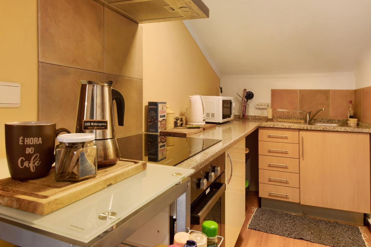 Casa Amarela Apartment คานีโซ ภายนอก รูปภาพ